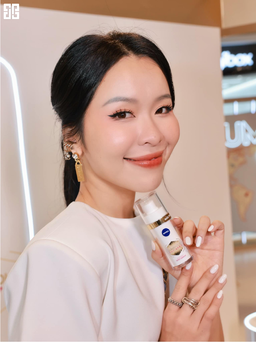 An Phương, chủ kênh Let's Play Makeup, là beauty blogger sáng tạo, hài hước, cung cấp kiến thức chuyên sâu về làm đẹp