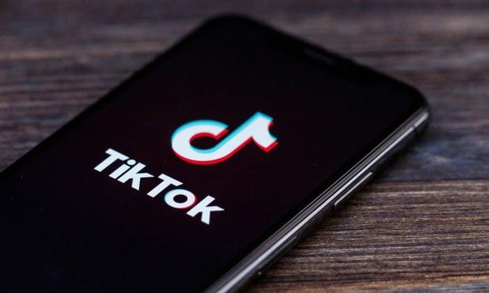 Kết hợp TikTok với các‌ kênh digital marketing khác để gia tăng ⁣hiệu quả kinh doanh