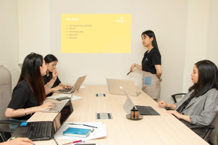 Tối Ưu Hóa Quy Trình Marketing Với Kerminal: Terminal Emulator & SSH Manager Cho Doanh Nghiệp SMEs