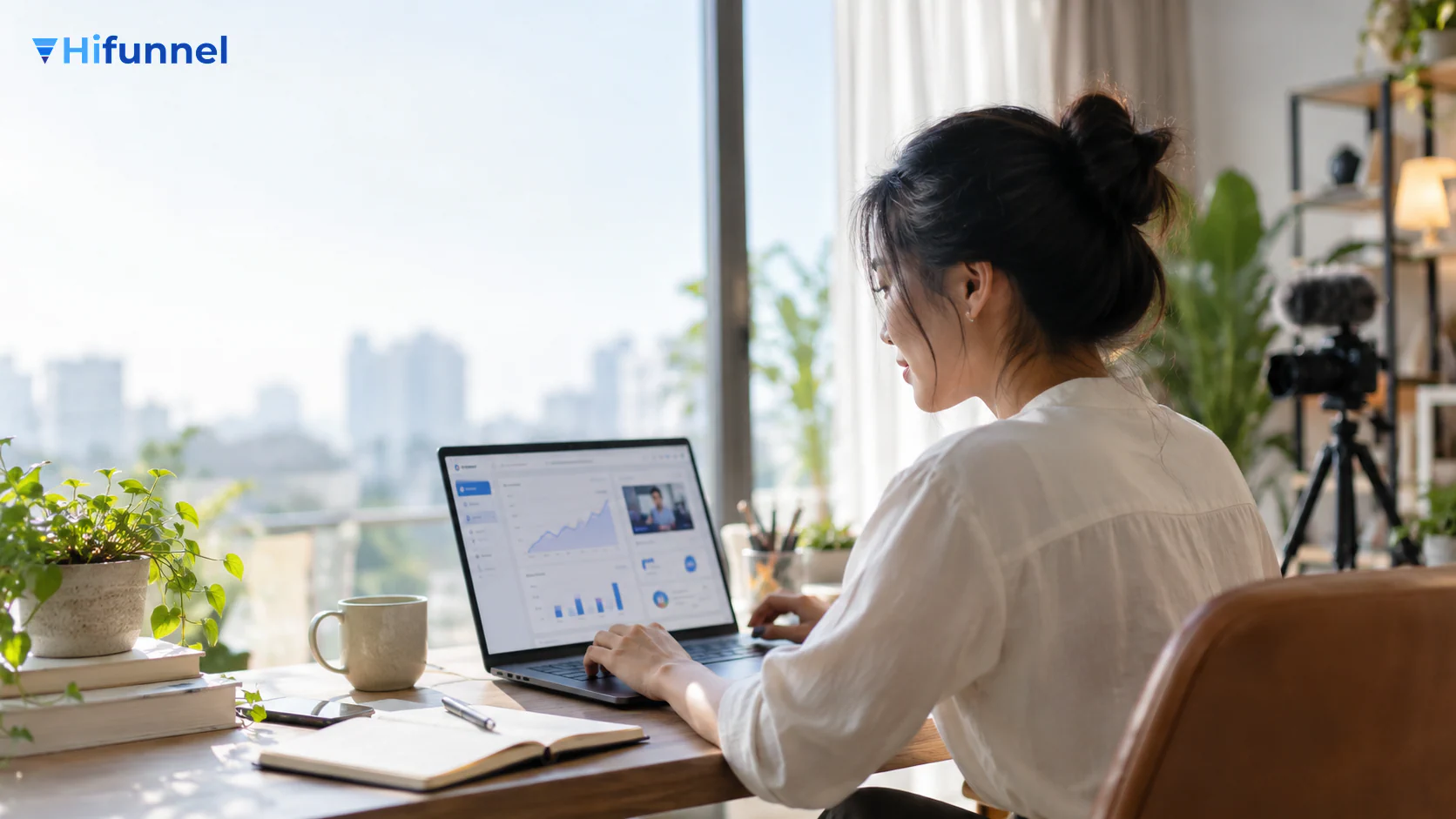 3. So sánh hiệu quả kinh tế và vận hành: Hệ thống All-in-One Hifunnel với mô hình chắp vá nhiều phần mềm